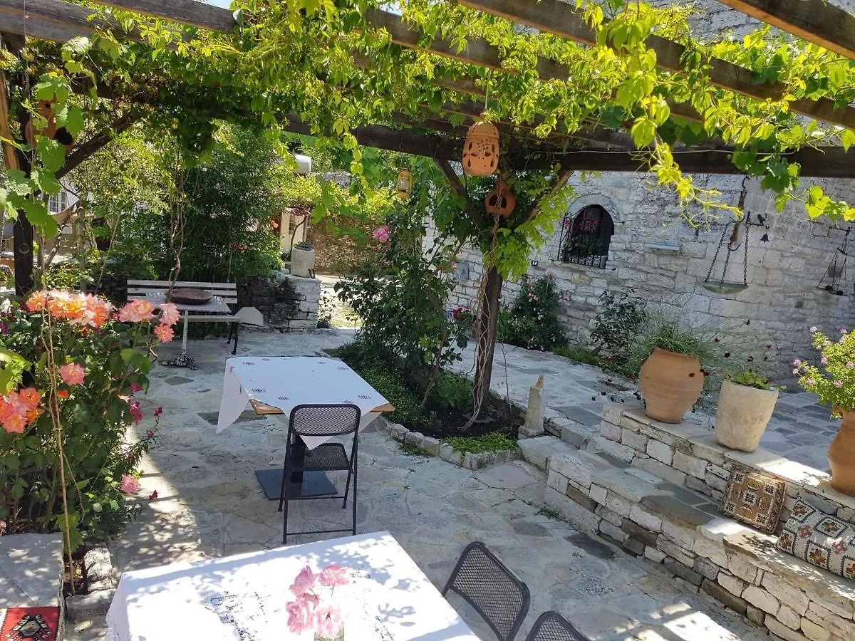 Konaku Guest House Gjirokastra 0*,  Albania